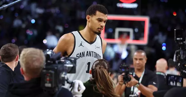 Knicks and Spurs to meet in Tuesday's NBA Cup final for trophy, bragging rights and cash