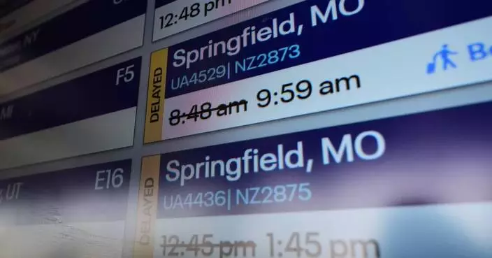 Winter storm snarls U.S. holiday travel across Northeast, Great Lakes