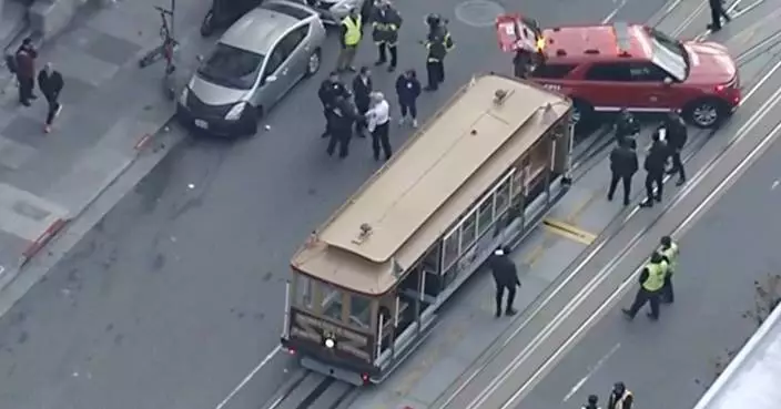 15 injured after a San Francisco cable car stops suddenly