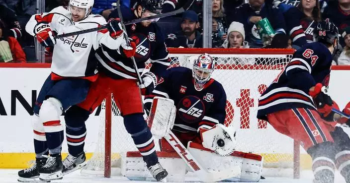 Hellebuyck makes 24 saves in return from knee injury, Jets beat Capitals 5-1