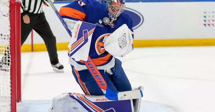 Pelech scores late in 3rd period as Islanders beat Devils 2-1