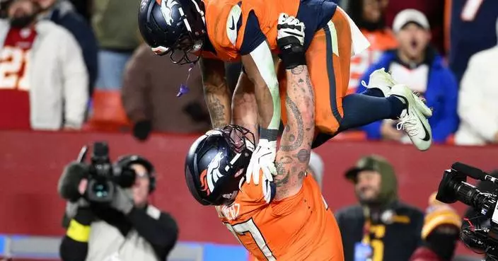 Broncos face Raiders, looking to extend win streak to 10 games