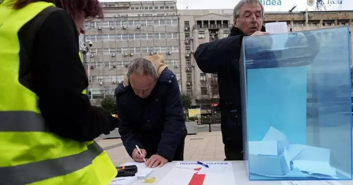 Protesting students in Serbia urge support for early election they hope will oust Vucic