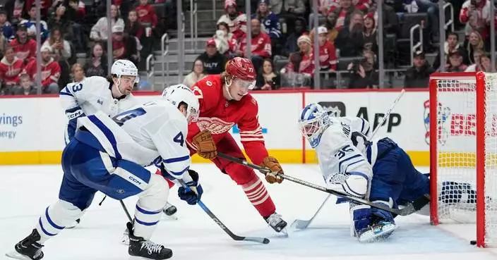 Simon Edvinsson scores winner in overtime as the Red Wings beat the Maple Leafs 3-2