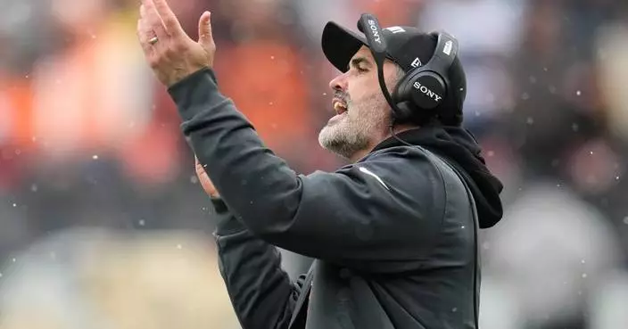 Sanders named Browns&#8217; starting QB for rest of season as decisions about 2-point plays still debated