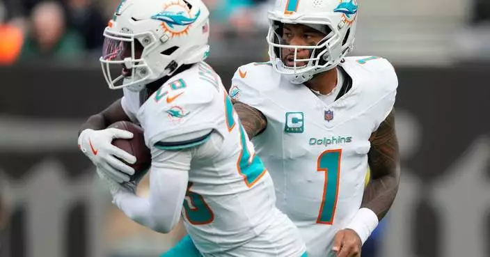 Dolphins' Achane leaves with a rib injury; Jets rookie QB Cook steps in for injured Taylor