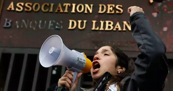 Lebanese Cabinet approves a draft law to return funds wiped out with the 2019  collapse of banks