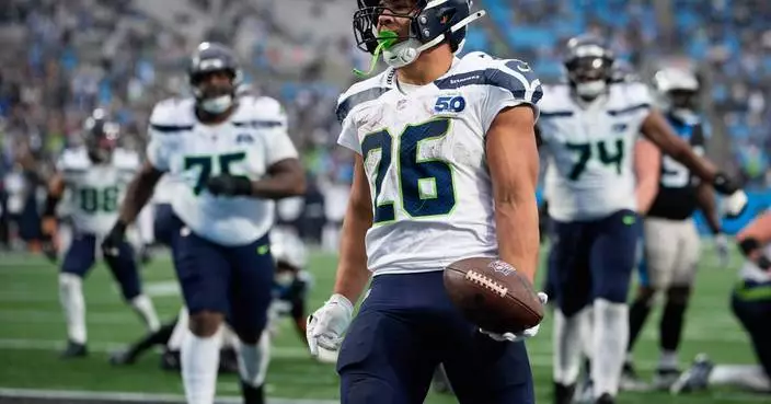 Seahawks’ running game rounding into form as they pursue No. 1 seed
