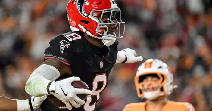 Falcons show fight that has been missing in thrilling comeback against the Buccaneers