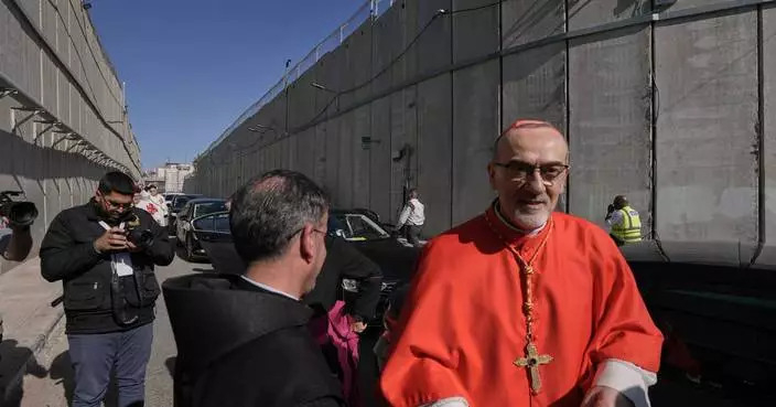 Thousands flock to Bethlehem to revive Christmas spirit after 2 years of war in Gaza