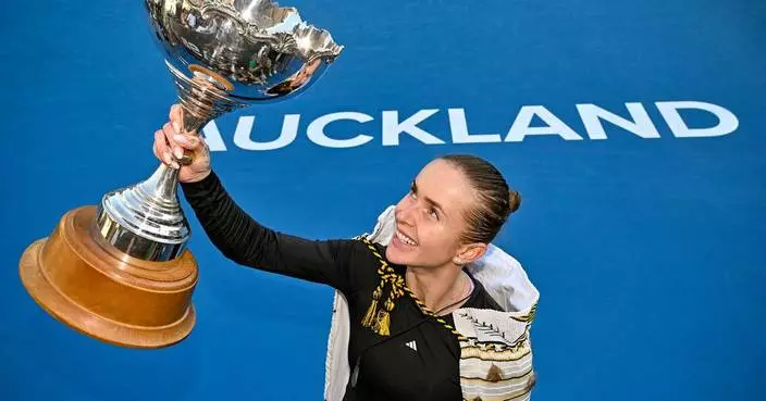 Elina Svitolina beats Wang Xinyu to win her 19th WTA Tour title in Auckland