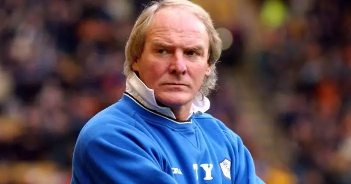 Terry Yorath, former Leeds and Wales midfielder, dies at age 75