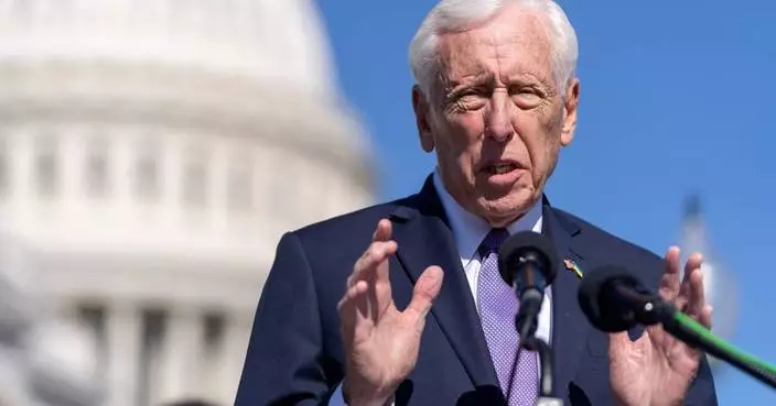 Rep. Steny Hoyer, the longest-serving House Democrat, to retire at the end of term