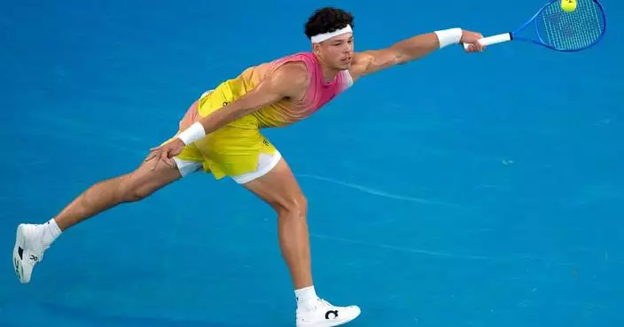 American Ben Shelton heads to the Australian Open after losing in the Auckland quarterfinals