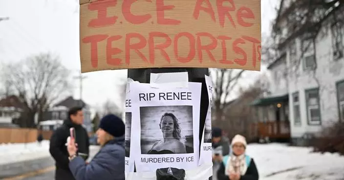 Anger and outrage spills onto Minneapolis streets after ICE officer's fatal shooting of Renee Good