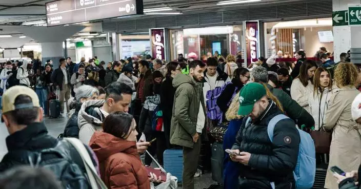 High-speed trains collide after one derails in southern Spain, killing at least 5 and injuring 25