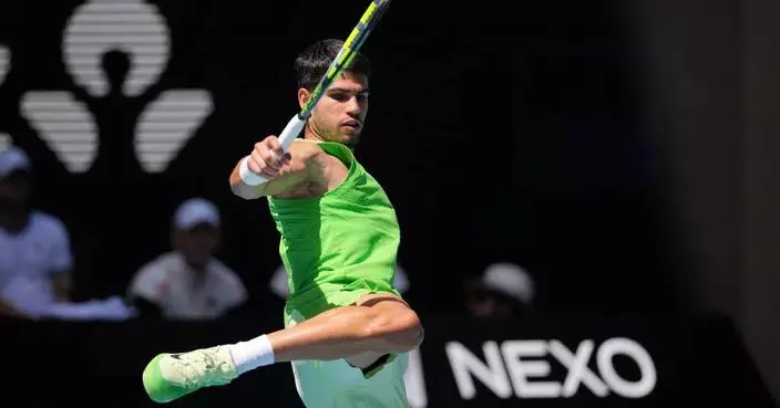Serving it up, Carlos Alcaraz advances to the Australian Open quarterfinals