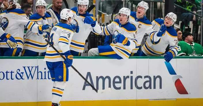 Thompson scores twice as Sabres beat Stars 4-1 for 10th straight victory