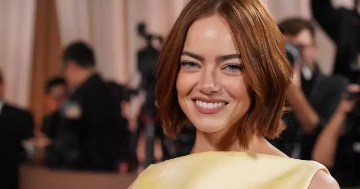 Inside the Golden Globes: The reunions and moments the telecast didn’t show