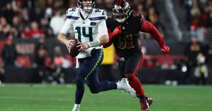 Seahawks confident in Sam Darnold after he flopped in his playoff debut last season
