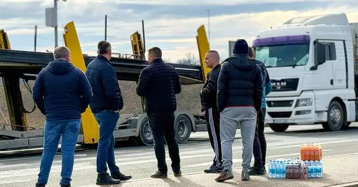 Balkan truck drivers block cargo border crossing in protest of EU entry rules