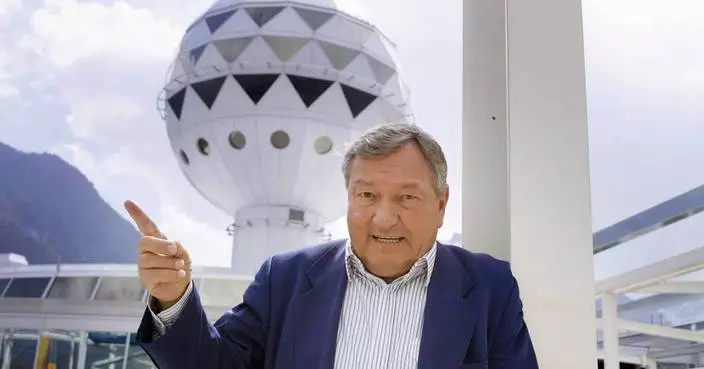 Erich von Däniken, Swiss writer who spawned alien archaeology, dies at 90