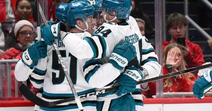 Sharks' 3-goal second period keys 3-2 victory over Capitals
