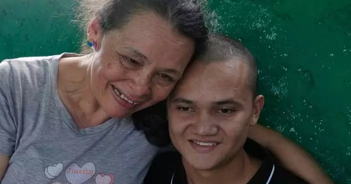 Slow-moving prisoner releases in Venezuela enter 3rd day