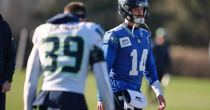 Seahawks QB Sam Darnold feeling ‘really good’ after playing with oblique injury in divisional round