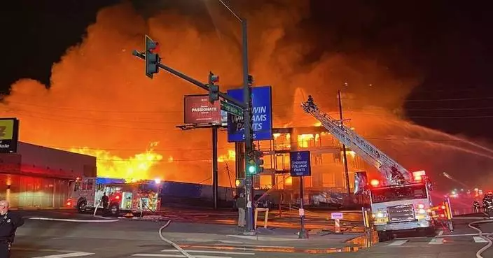 Firefighters battle major blaze at Denver apartment complex under construction