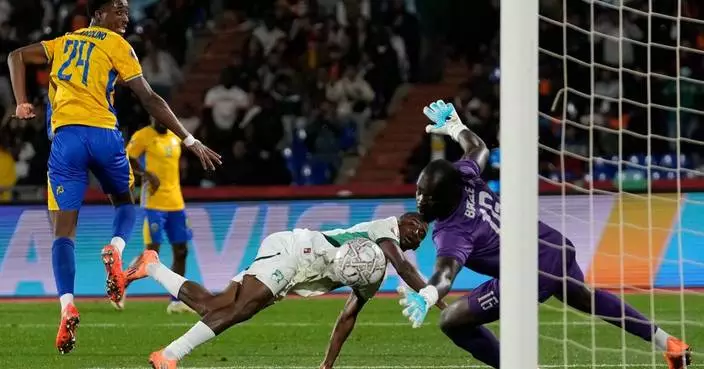 Comeback wins for Ivory Coast, Cameroon at Africa Cup. Sudan advances despite defeat and war at home