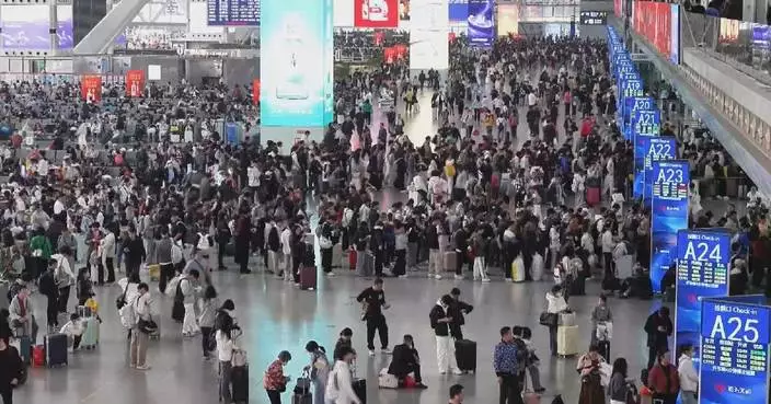 China’s railway trips expected to maintain high level on 2nd day of New Year break