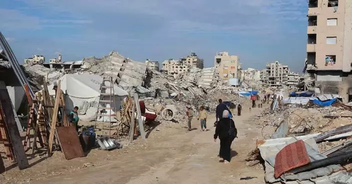 Gaza residents greet New Year with uncertainty amid displacement