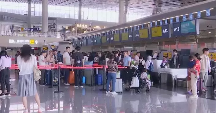Major airports in Hainan see surge in passenger flow on New Year’s Day