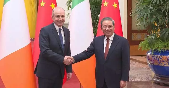 Chinese premier holds talks with Irish Taoiseach on bilateral ties