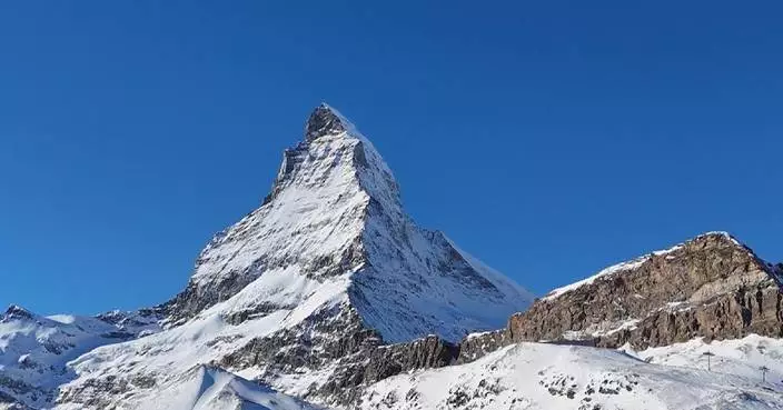 Chinese tourists increasingly seek tailor-made experiences in Switzerland's winter tourism boom