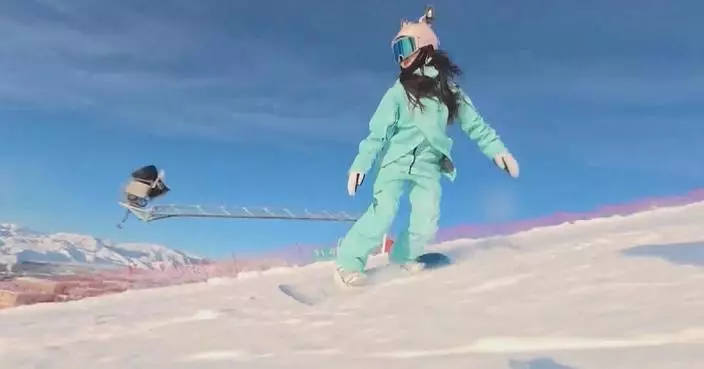 China's winter tourism surges with boosted inbound visitors, facilitated travel services