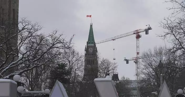 China, Canada sign economic and trade cooperation roadmap