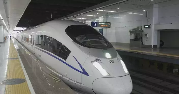 Train tickets for 2026 Spring Festival travel rush go on sale, with 539 mln trips expected