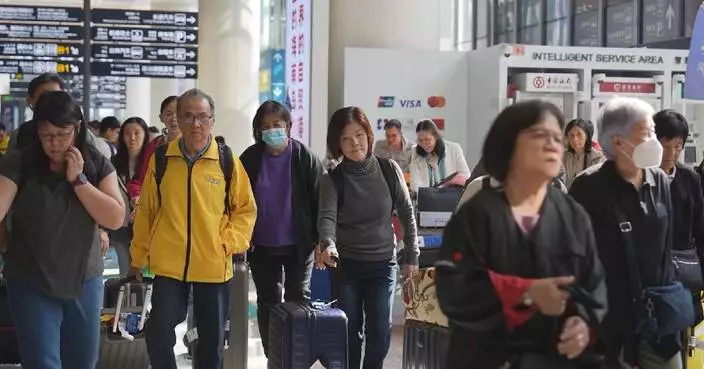 International tourists take full advantage of visa-free access to Hainan
