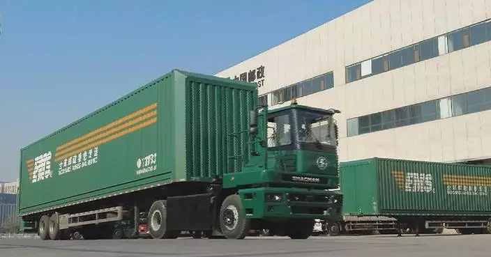 China’s express delivery industry sees record growth in 2025