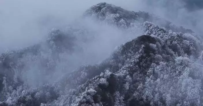 Stunning views of rime on southwest China’s Guizhou mountains wow tourists