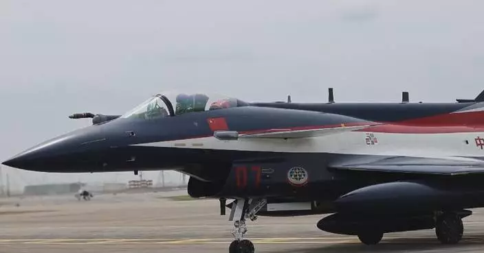 Chinese PLA aerobatic team’s J-10 jets arrive in Singapore for airshow