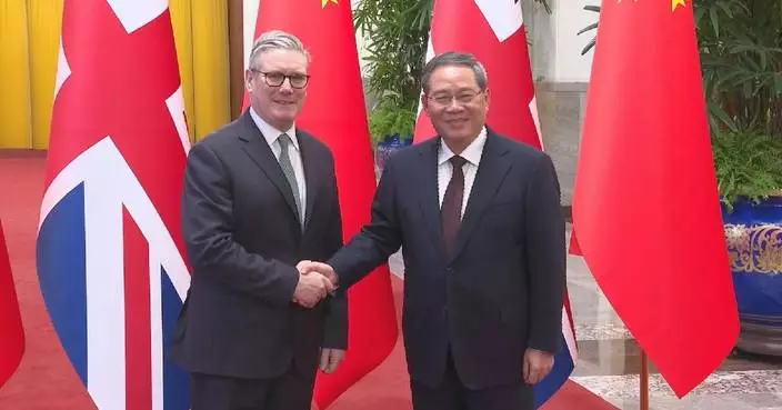 Chinese premier holds welcome ceremony for UK PM