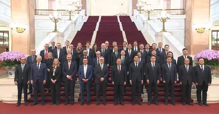 China, Britain should carry forward “ice-breaking spirit”, tighten cooperation bonds: Premier Li