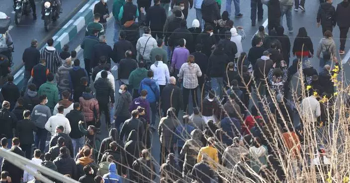 Volunteer in Iran's Revolutionary Guard reportedly killed during widening protests