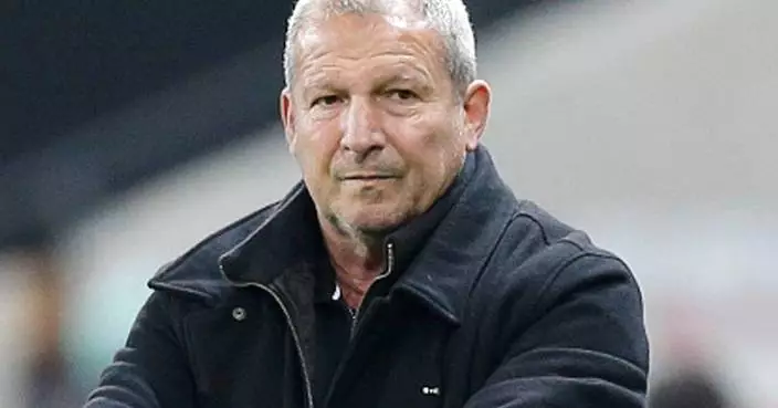 Rolland Courbis, a passionate figure in French soccer, dies at 72