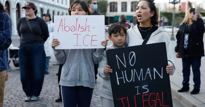 Videos show deadly Minneapolis shooting and political leaders reach different conclusions