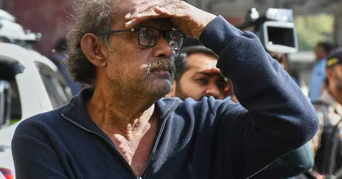 Death toll in Pakistan shopping plaza fire rises to 67, officials say