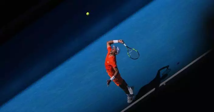 Australian Open photos show shafts of light at Melbourne Park